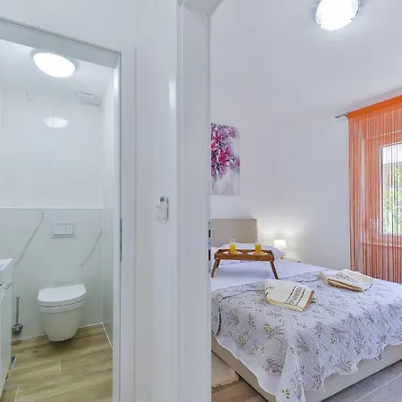 Crowonder Cascada With Jacuzzi - S2 Villa